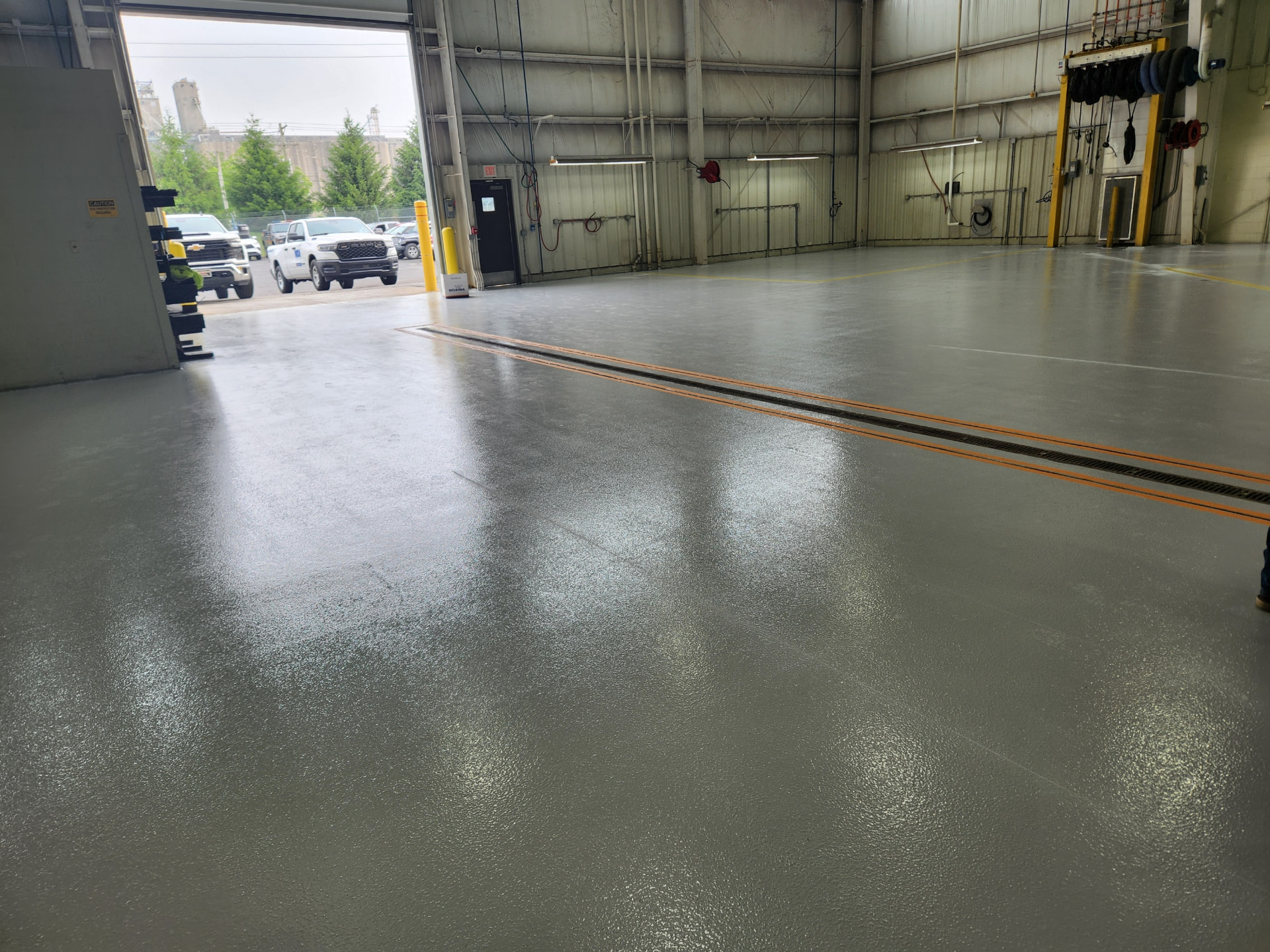 Seamless Anti-Slip Floor